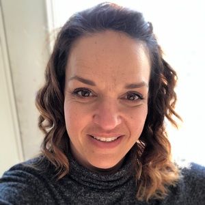 Meet your Posher, Deanna